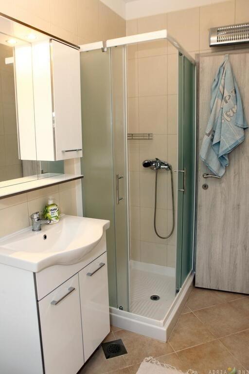 Modern By Sea Apartmán